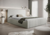 Komfort Polsterbett Bouclé Bett mit Bettkasten 140x100 Creme BUBBLE II 