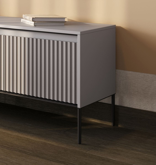 TV-Schränk mit 4 Klappen/Türen und Fronten gefräst FLORE GRAU