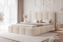 Elegantes Polsterbett im modernen Design mit hohem Kopfteil 200x200 Beige