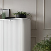 Highboard mit Lamellen auf hohen Beinen CARLO Weiß
