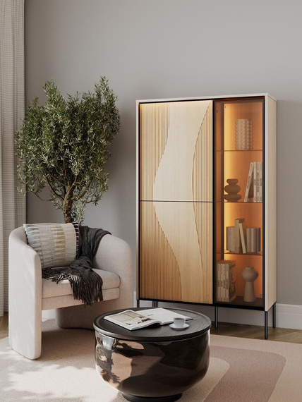 Japandi Standvitrine mit Metalltüren und LED WAVE