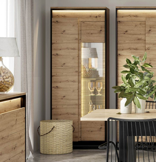 Vitrine LIMA mit Glasregalen und Holzeinlegeböden Eiche